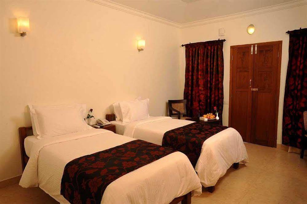 Triveny River Palace Hotell Alappuzha Eksteriør bilde