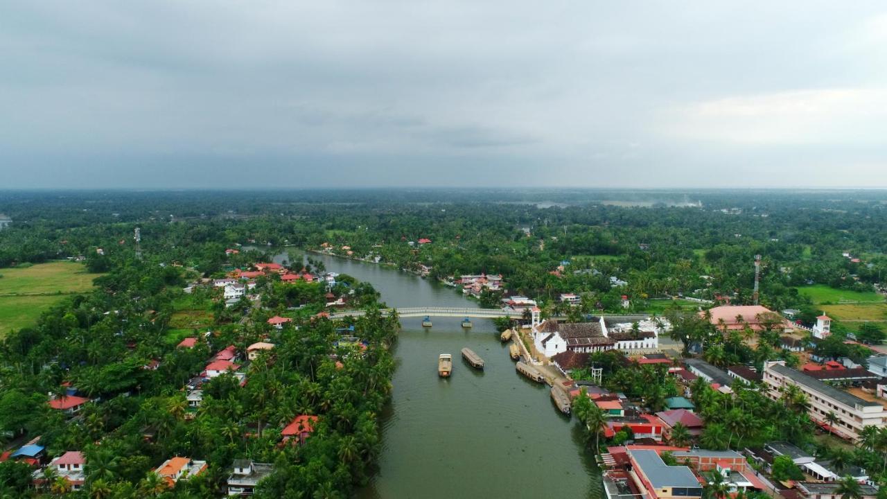 Triveny River Palace Hotell Alappuzha Eksteriør bilde