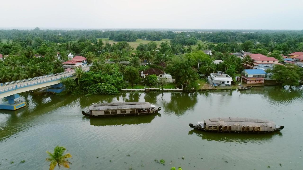 Triveny River Palace Hotell Alappuzha Eksteriør bilde
